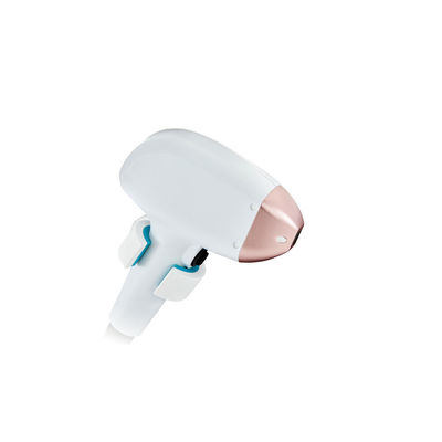 1600-2400W CE ISO 755 808 940 1064nm 4 Dalga Diyot Lazer Saç Kaldırma Buz Titanyum